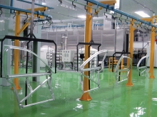 Car door frame spraying line
