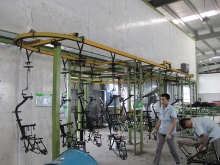 Motorcycle frame parts powder spraying line