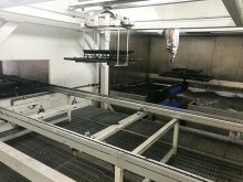 Robot offline automatic spraying and reciprocating machine handling system
